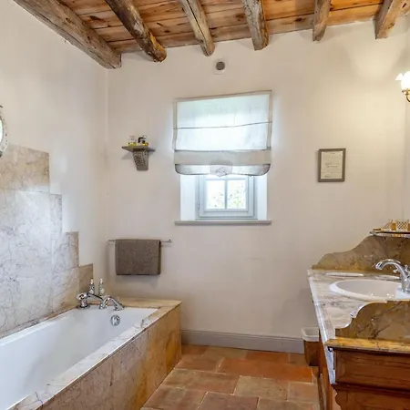 De 5 Chambres Avec Piscine Privee Jardin Clos Et Wifi A A 9 Km De La Plage Villa *
