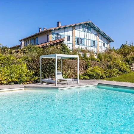 De 5 Chambres Avec Piscine Privee Jardin Clos Et Wifi A A 9 Km De La Plage Villa *