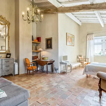 Villa De 5 Chambres Avec Piscine Privee Jardin Clos Et Wifi A A 9 Km De La Plage *